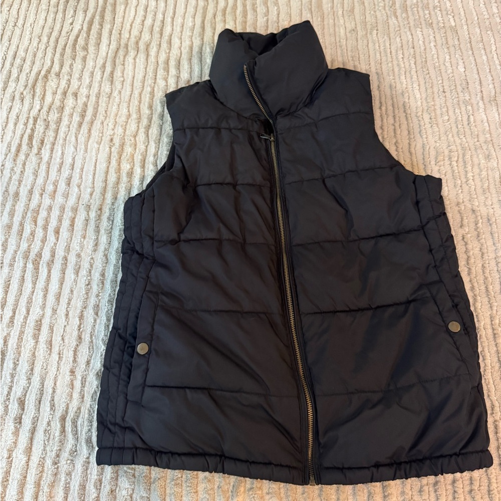Old Navy Black Quilted Vest